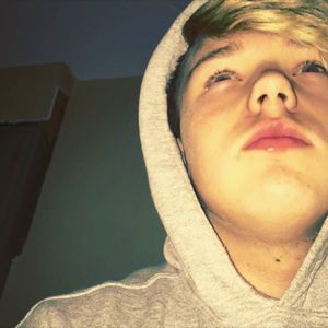 Meet your Posher, Ethan